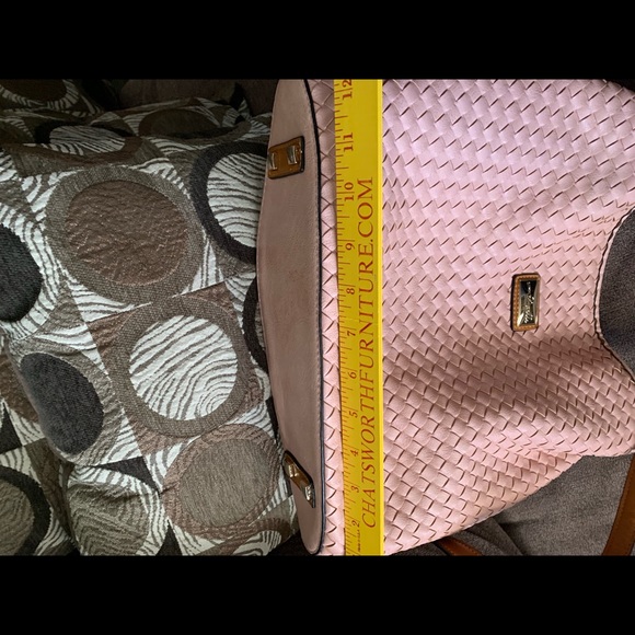 Handbag - Picture 6 of 8